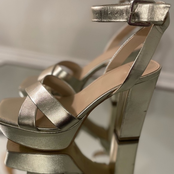 Marc Fisher LTD Women’s Strappy Dressy Platform Sandals Shoes - Picture 7 of 14